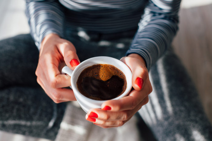 maux d'estomac après avoir bu du café