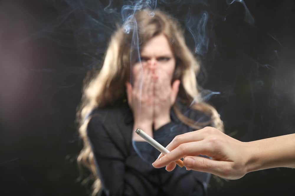 danger de la fumée de cigarette pour les fumeurs passifs