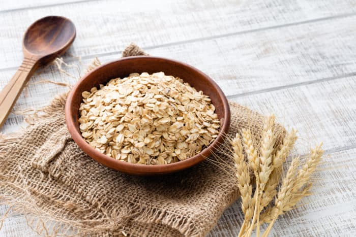 nourriture de grains entiers pour le petit déjeuner